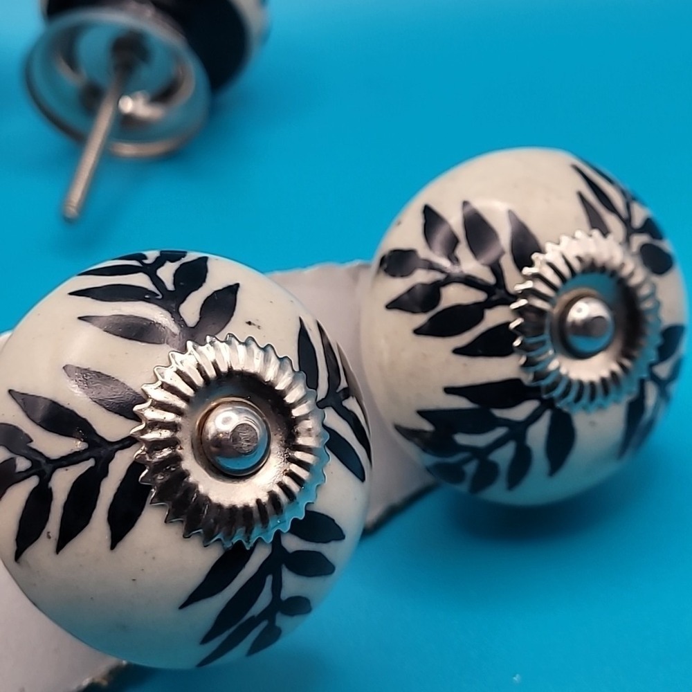 Set of 5 White Black Ceramic Leaf Drawer Knobs Cabinet Pulls Boho Farmhouse - Picture 4 of 11